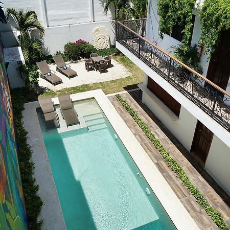 Red Panda Hostal プレヤデルカーメン エクステリア 写真